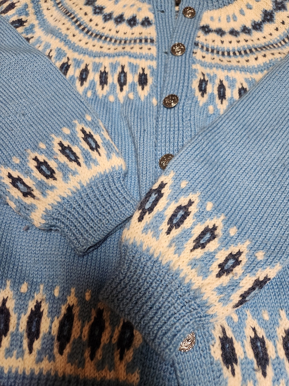 Dale of Norway Light Blue and White Fair Isle Wool Cardigan - Picture 4 of 14
